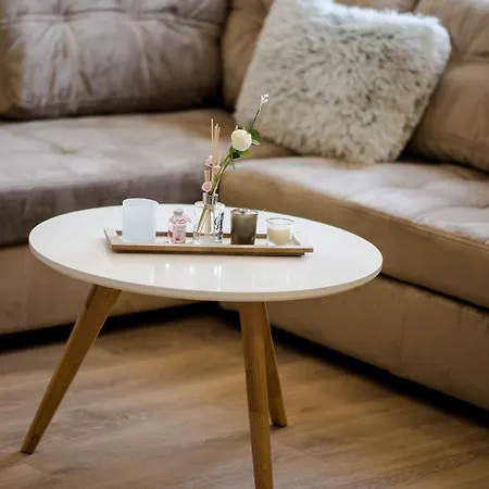 Domenica Apartment